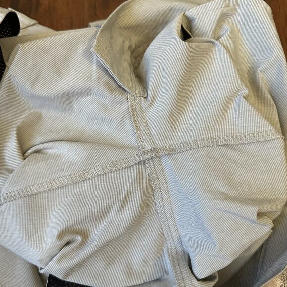 TRAVIS MATHEW Chino Short Beige Stripe Stretch Performance Golf Preppy - Picture 7 of 11